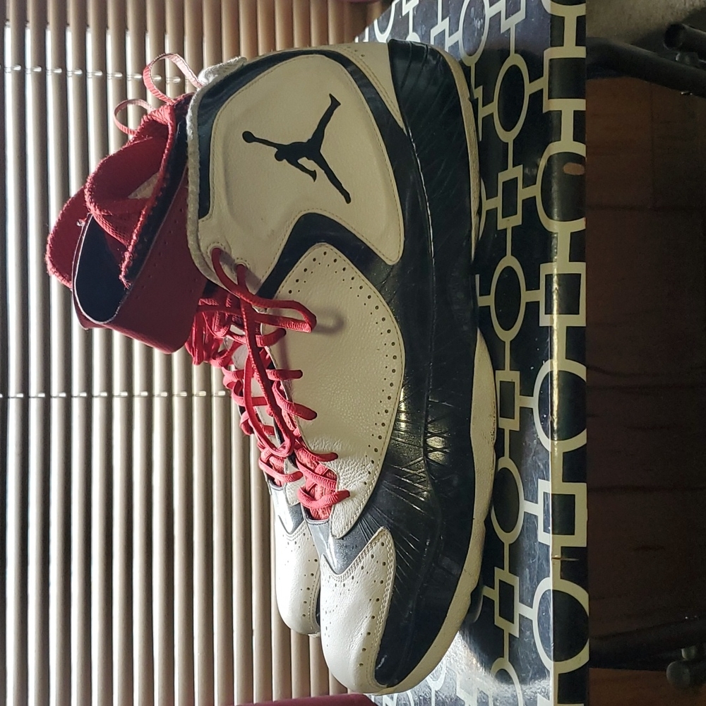 Big & Tall Size 18 Jordan Gymshoes